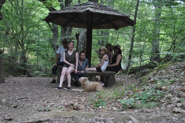 Francuska porodica Noel uživa u srpskoj dobrodošlici: u kamperu od Lamanša do Kuršumlije  (FOTO)