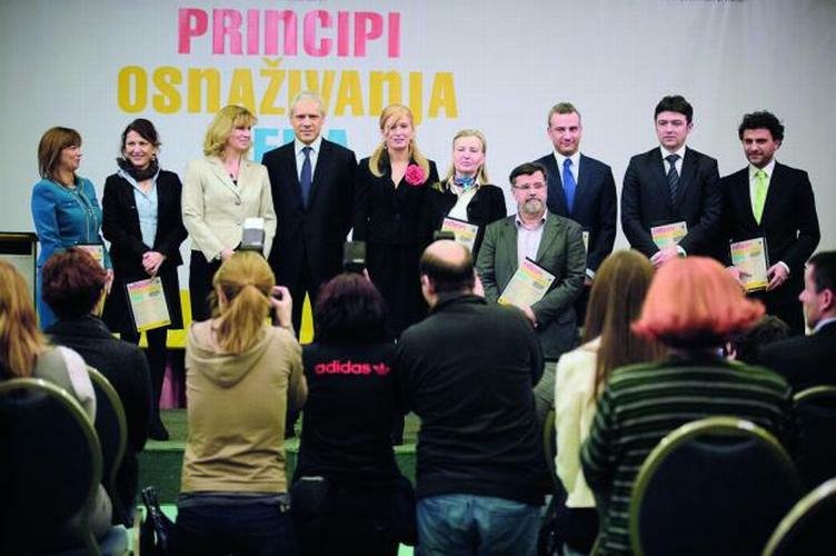 Poverenje u ljude višestruko se vrati