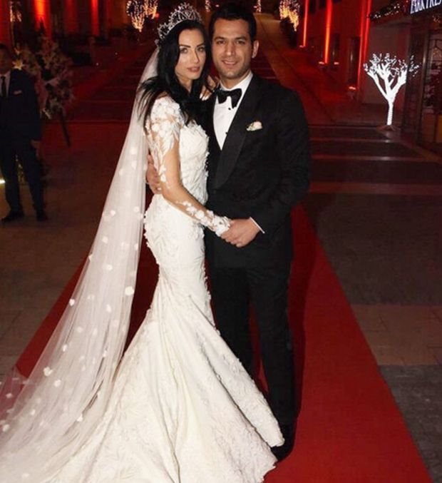 Romantično i spektakularno venčanje Savaša iz serije  "Ljubav i kazna": zašto je glumac Murat Jildirim na svadbi dobio veliki aplauz (FOTO + VIDEO)