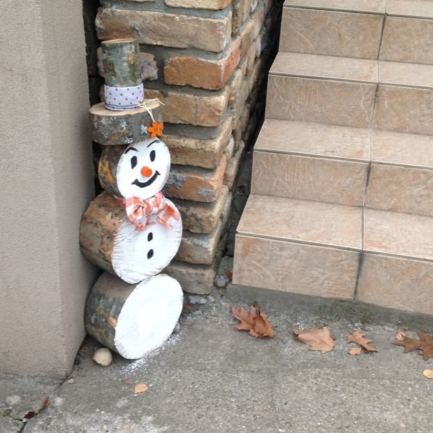 Praznična bajke jedne ulice: Nova godina u Jajincima (FOTO)