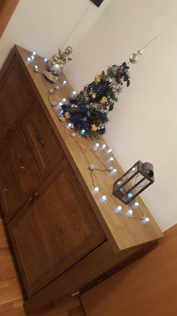 Romantična dekoracija inspirisana lepotom LJUBAVI: zavirite u novogodišnju magiju u domu Marije Živković u Beogradu (FOTO)