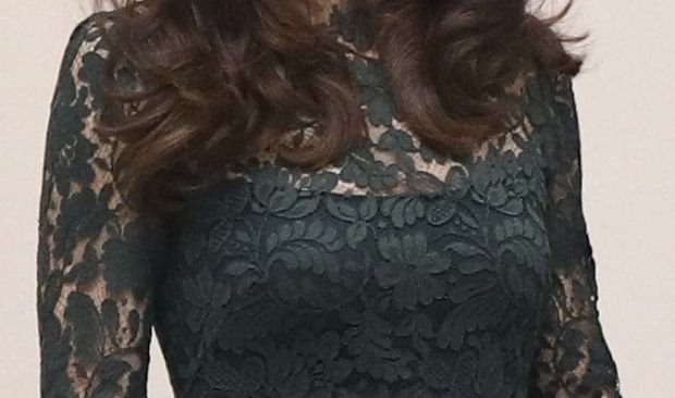 Najlepša modna kombinacija Kejt Midlton za proleće: ovo je frizura i haljina koju žele dame širom sveta (FOTO)