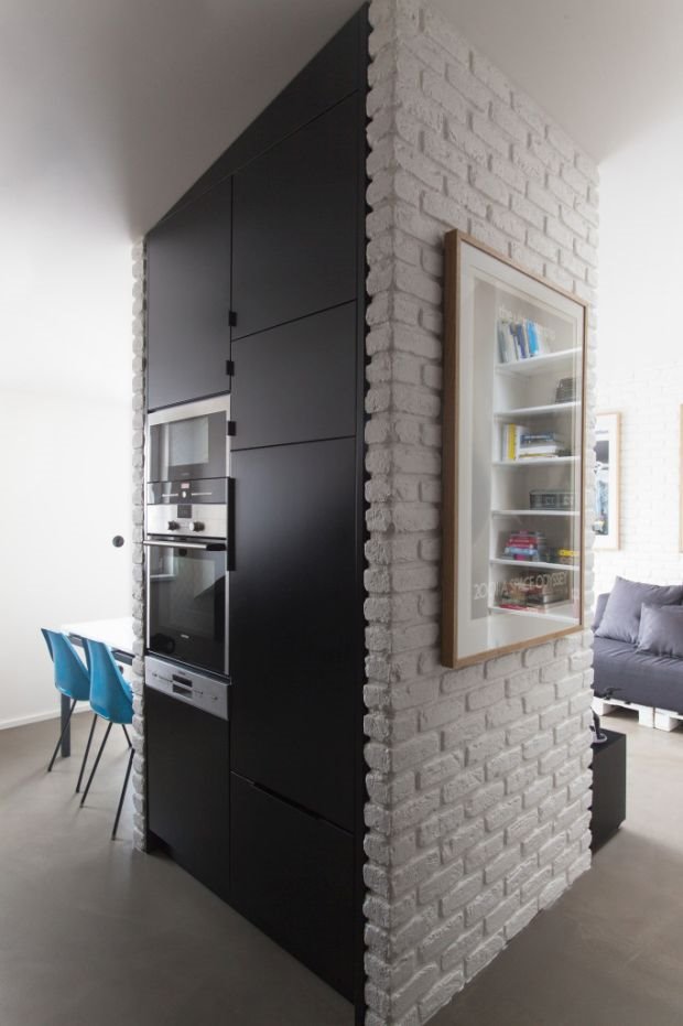 Moderan stan sa nameštajem od drvenih paleta: zavirite u savršen dom za dvoje (FOTO)