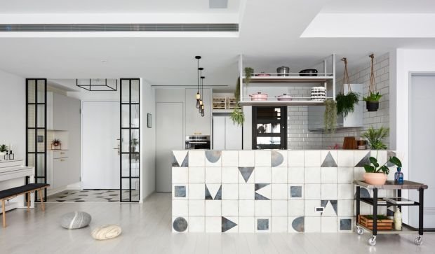 Skandinavski dizajn u dvosobnom stanu: elegantan i udoban dom za malu porodicu (FOTO)