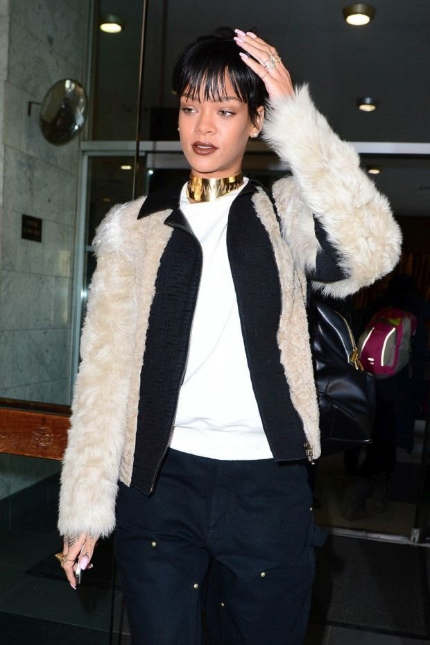 HIT BUNDICE ZA ZIMU 2018/2019: moderni krojevi i boje za kojima se okreću sve žene (FOTO)