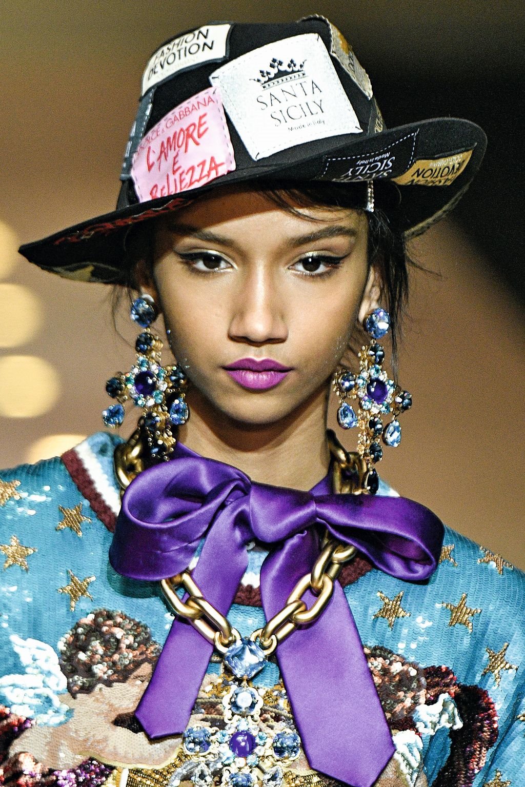 ONE SKREĆU POGLEDE: minđuše koje svetski dizajneri preporučuju za najluđu noć