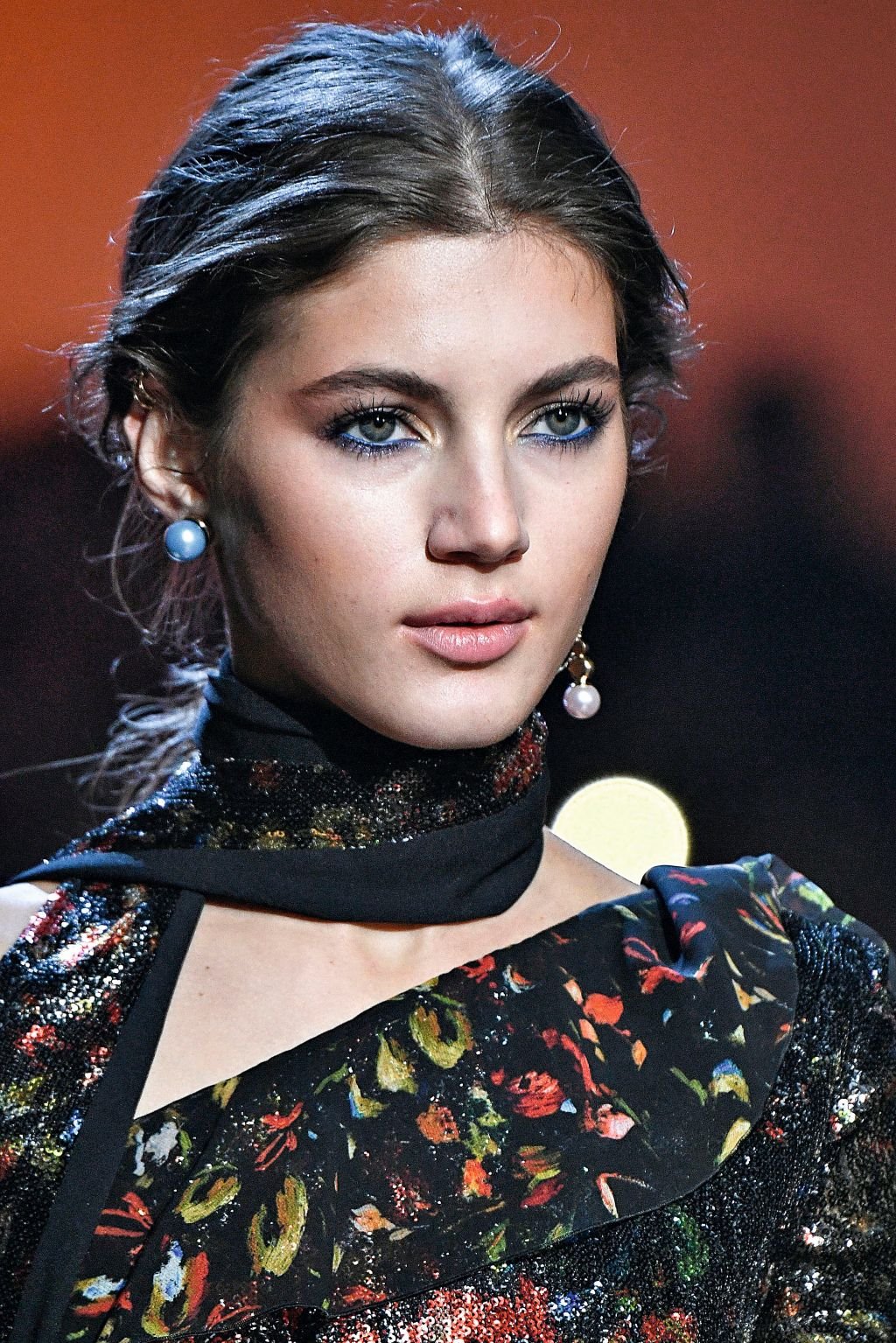 ONE SKREĆU POGLEDE: minđuše koje svetski dizajneri preporučuju za najluđu noć