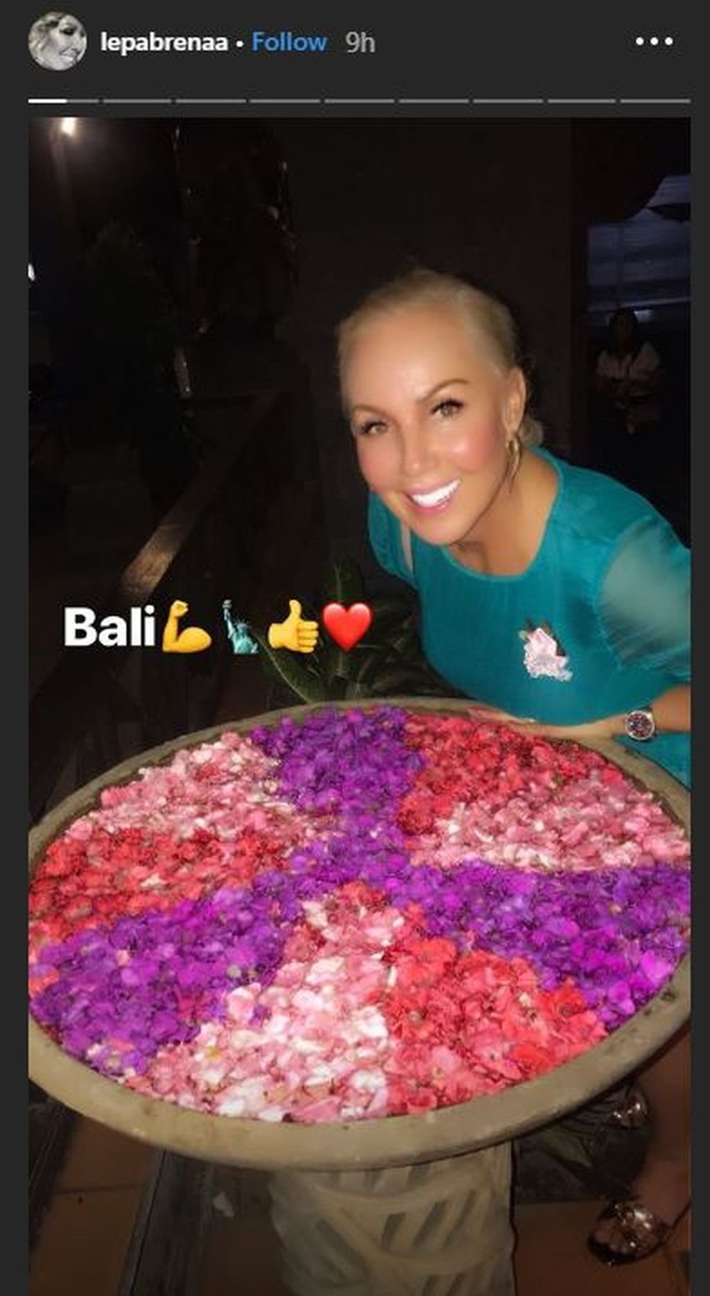 LEPA BRENA NA RAJSKOM OSTRVU: porodica Živojinović pobegla od zime, a egzotične slike oduševile Instagram (FOTO)