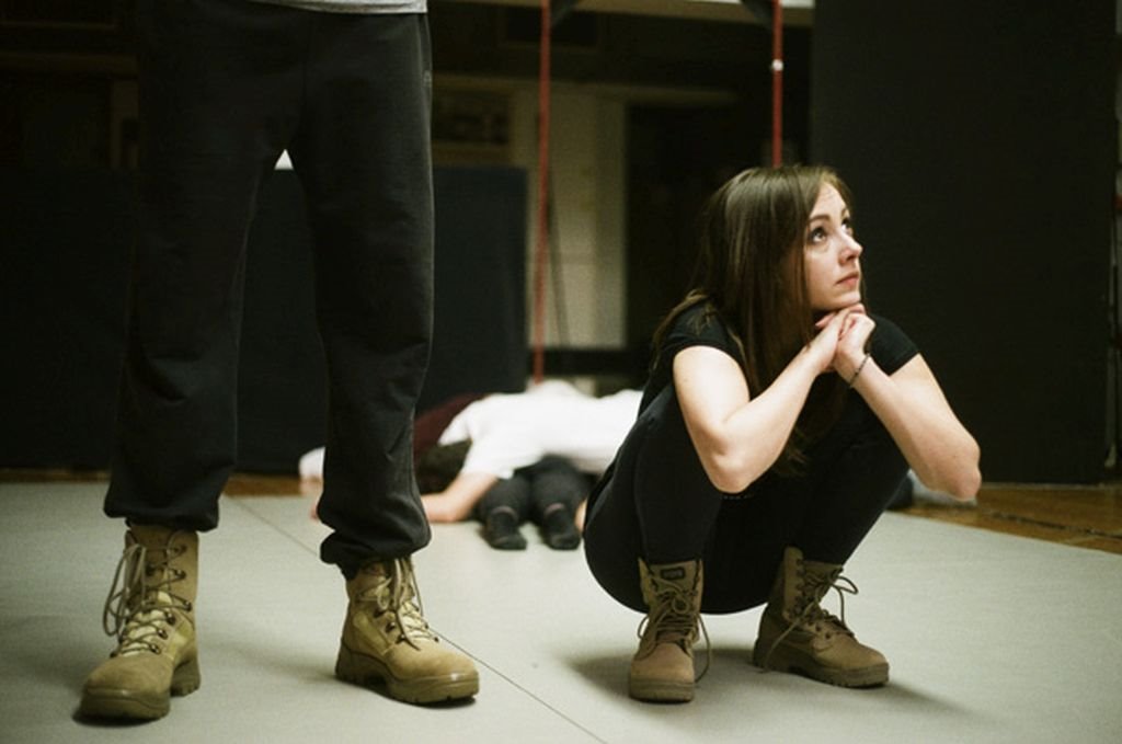 POKLANJAMO KARTE ZA PREDSTAVU "URNEBESNA TAMA" U ATELJEU 212