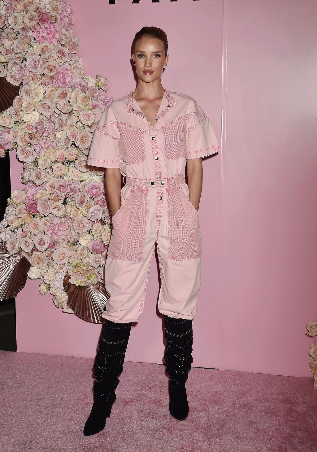 MODA ZA PROLEĆE 2019: najlepše haljine i odela za poslovne i svečane prilike (FOTO)