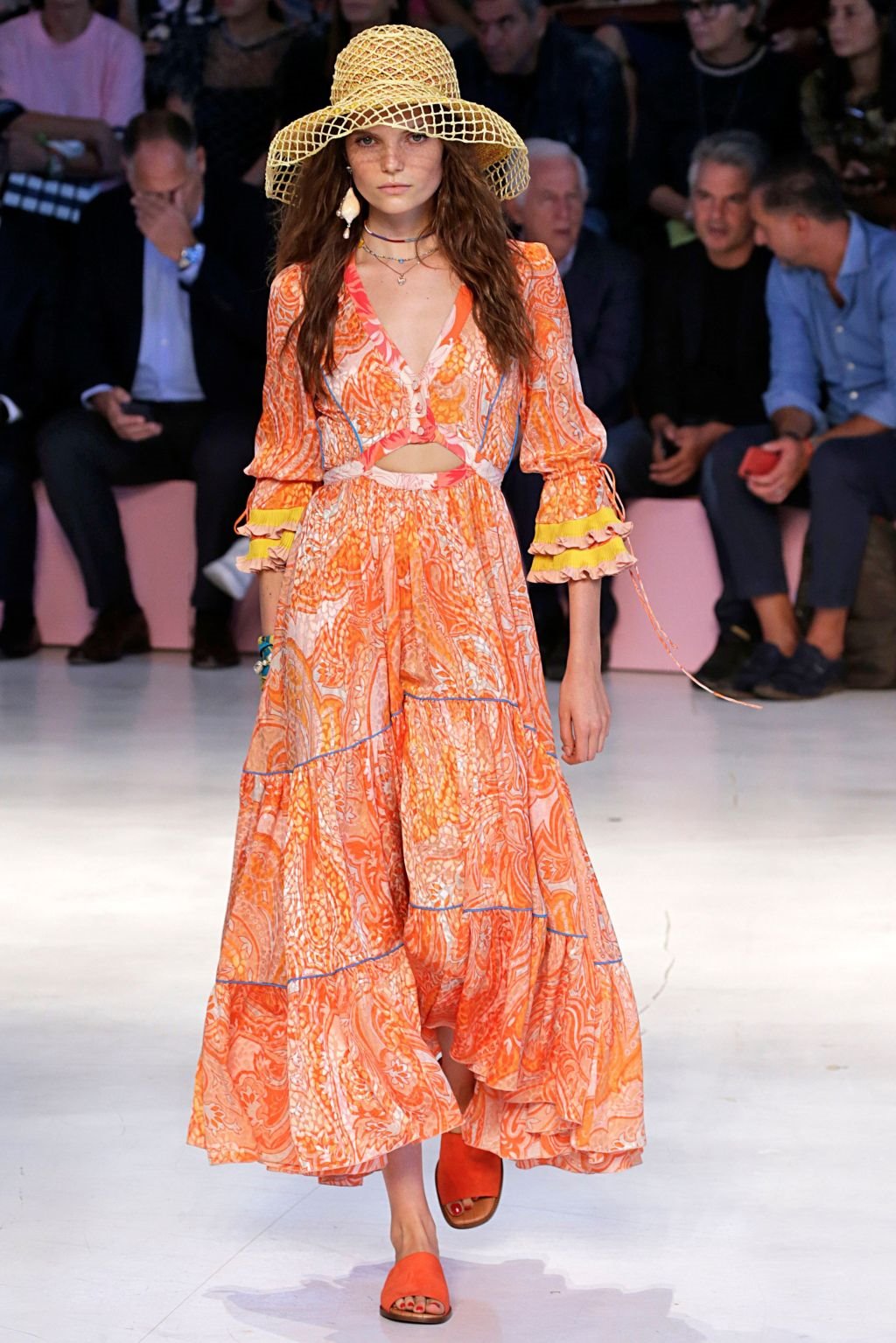 NAJLEPŠE DUGAČKE HALJINE ZA PROLEĆE I LETO 2019: modeli koji dobro stoje svim damama