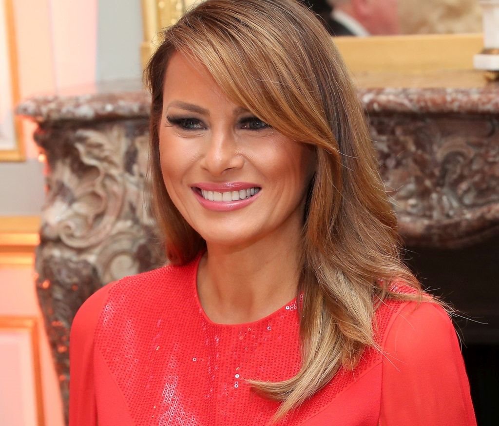 MELANIJA TRAMP OSVOJILA LONDON: haljina je privukla najviše pažnje, a ova boja će biti hit leta 2019. godine (FOTO)