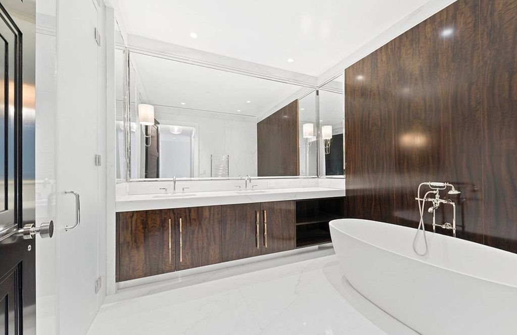 NAJLEPŠI STAN U NJUJORKU PRODAJE SE ZA 50 MILIONA DOLARA: ovde je živela slavna američka bogatašica Glorija Vanderbilt (FOTO)