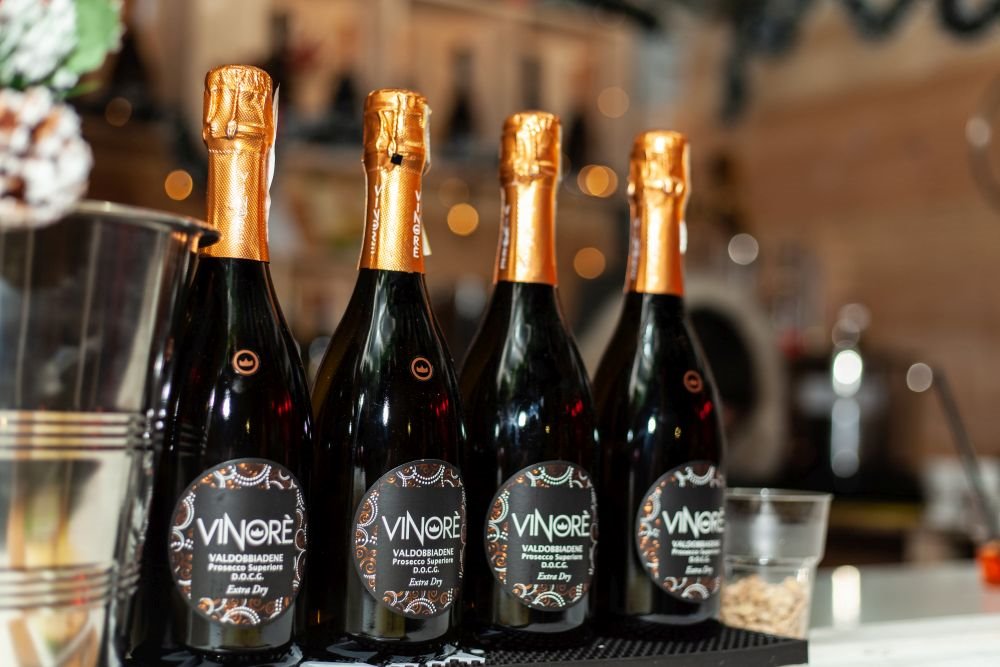 NAJLEPŠA PRAZNIČNA ATMOSFERA JE NA TOPLIČINOM VENCU: Coca-Cola x New Year's District oduševio posetioce