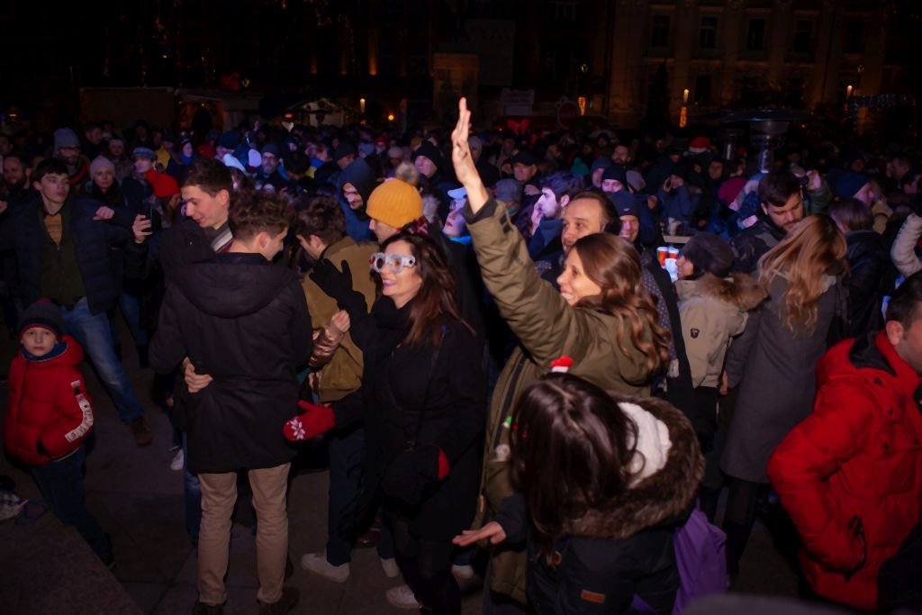 BOŽIĆ NA DRUGAČIJI NAČIN: proslavite najlepši praznik na Coca-Cola x New Year’s Districtu