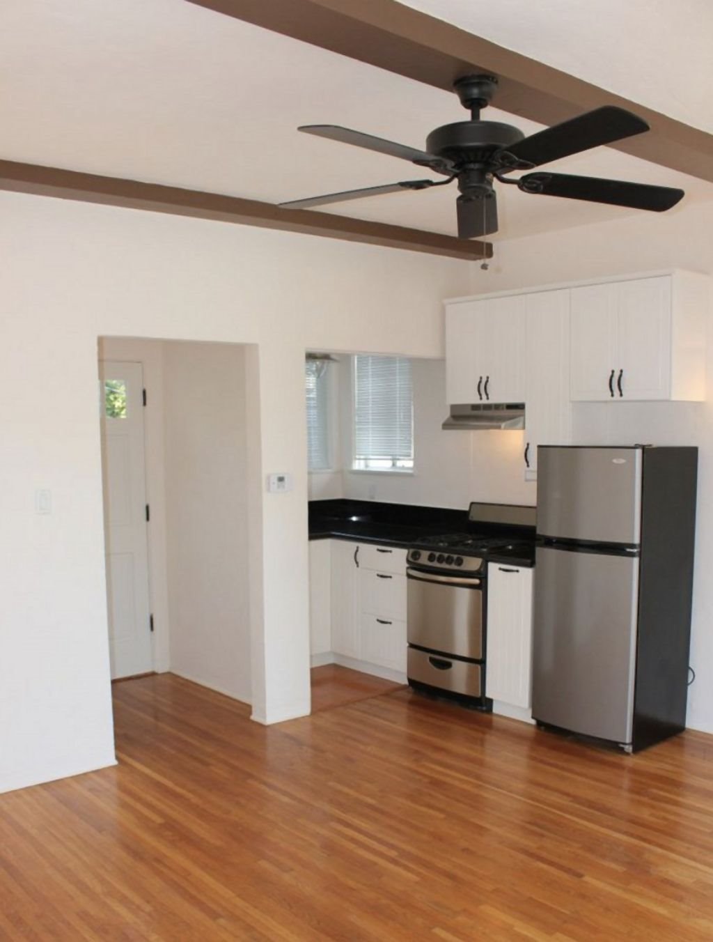 KUĆA U KOJOJ JE ODRASLA MEGAN MARKL: dom detinjstva holivudske princeze u Americi (FOTO)