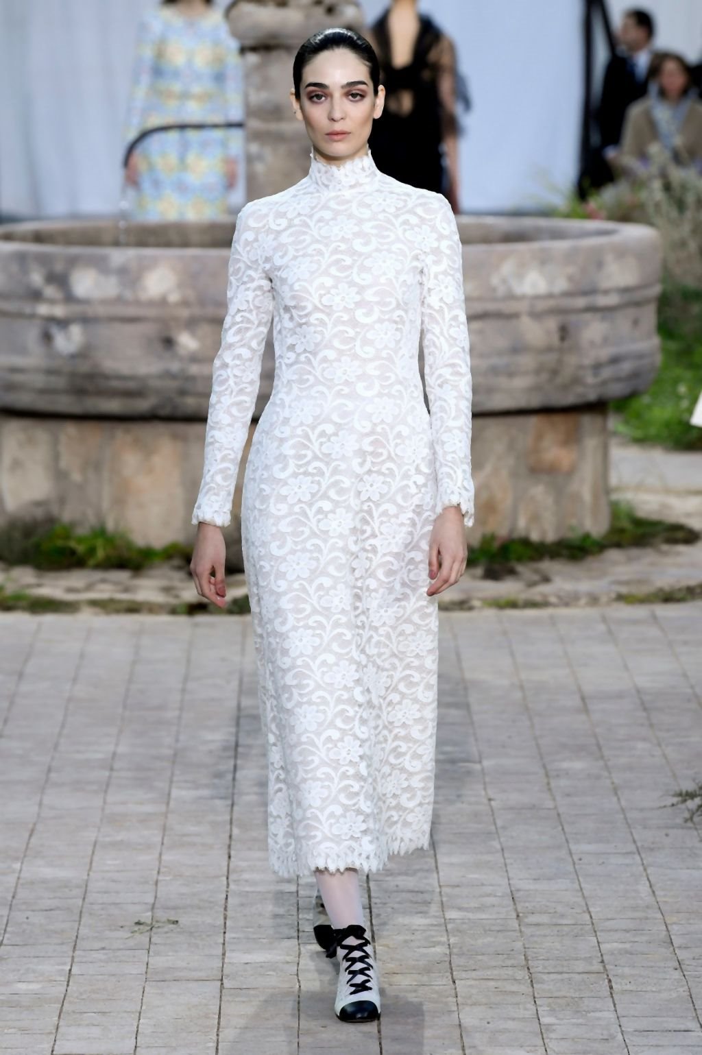 ŠANEL VISOKA MODA ZA 2020: haljine koje Lagerfeld nikad ne bi odobrio (FOTO)