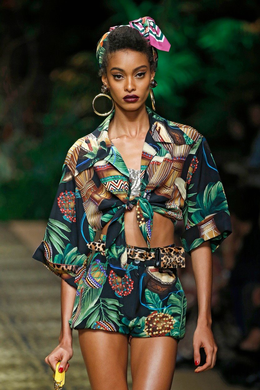 MODNI TREND SEZONE: proleće u bojama tropskog vrta