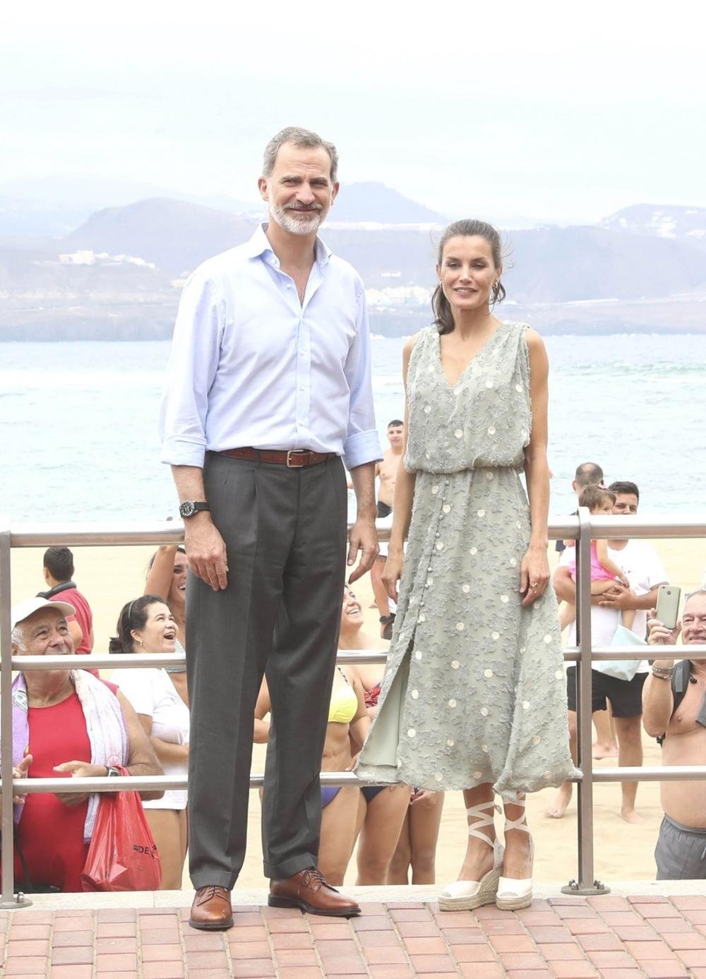 ŠPANSKA KRALJICA NOSI NAJUDOBNIJU OBUĆU ZA LETO 2020: ovi modeli su udobni i slažu se uz lake letnje haljine (FOTO)