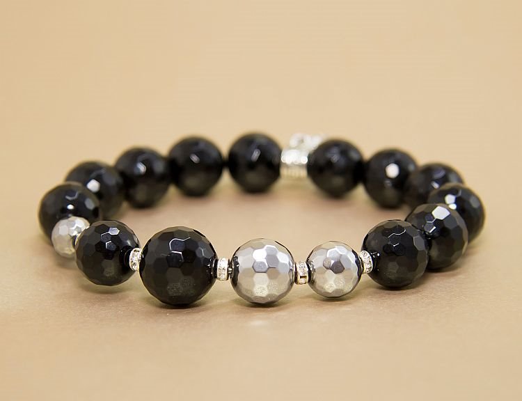 NAKIT NAPRAVLJEN S LJUBAVLJU: dodajte svom stajlingu lični pečat