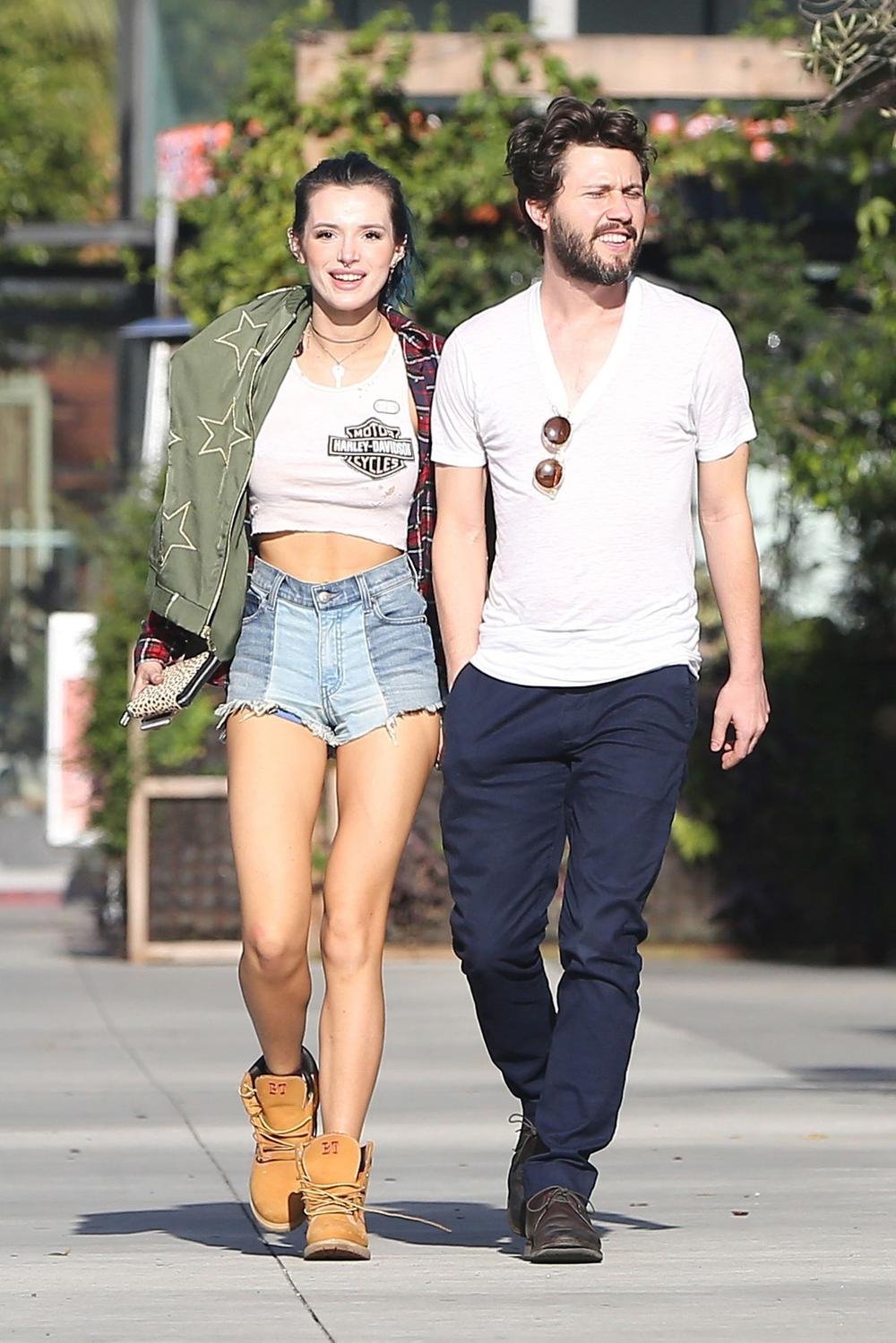 hit-obuca-jesen-zima-svetske-zvezde-potvrdile-ovaj-model-trend-2021