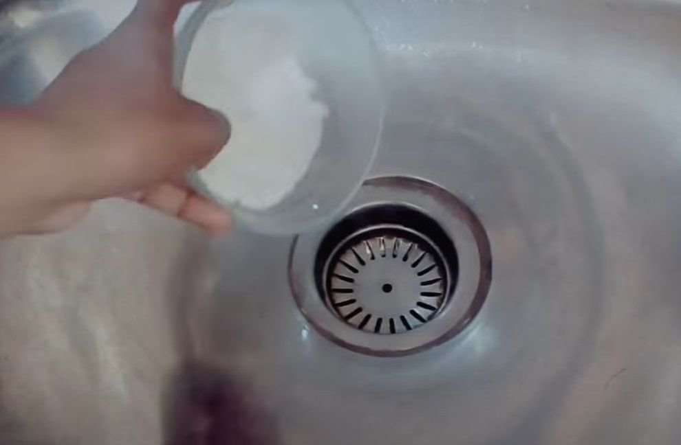 Greške u kuhinji koje uništavaju cevi