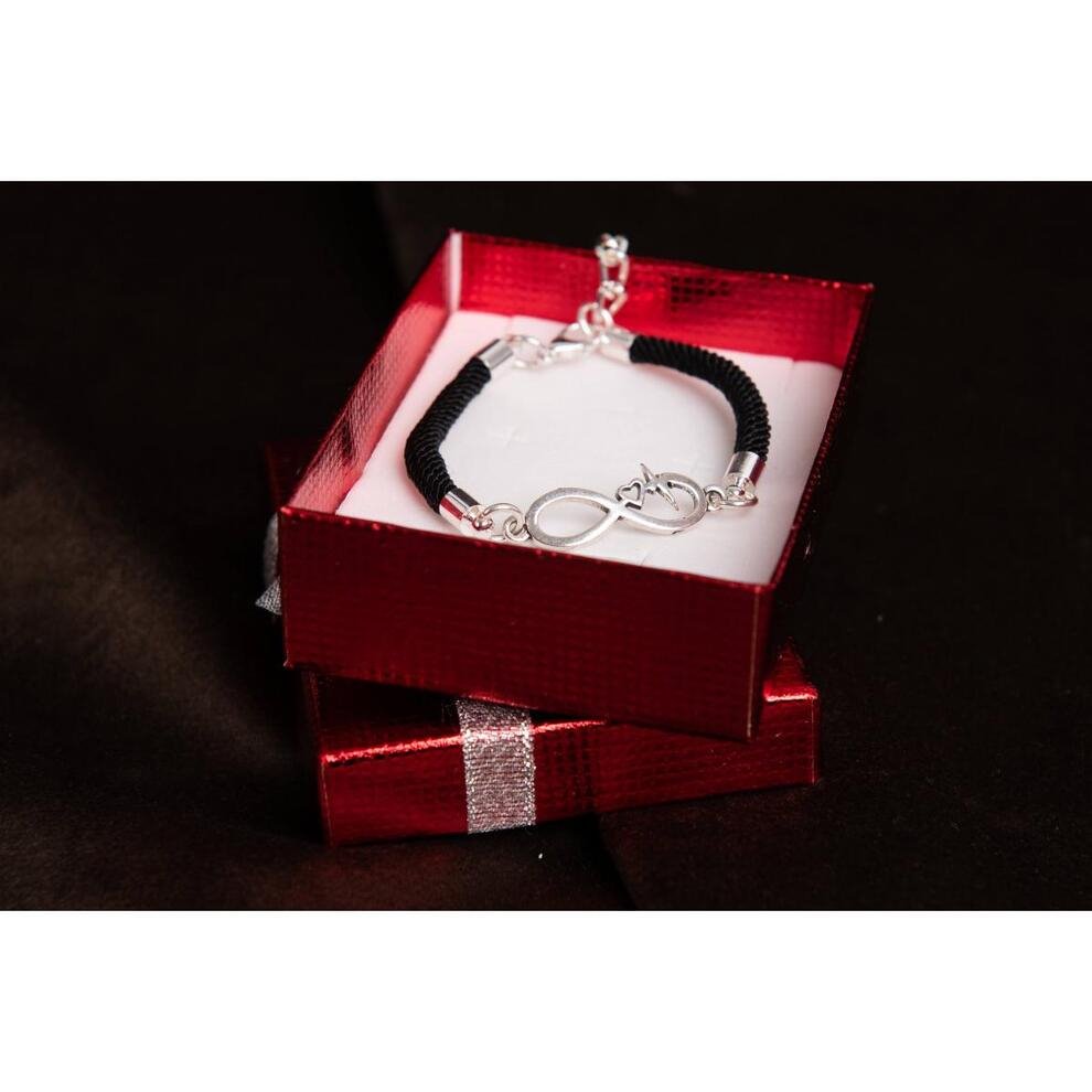 nakit ogrlice narukvice poklon