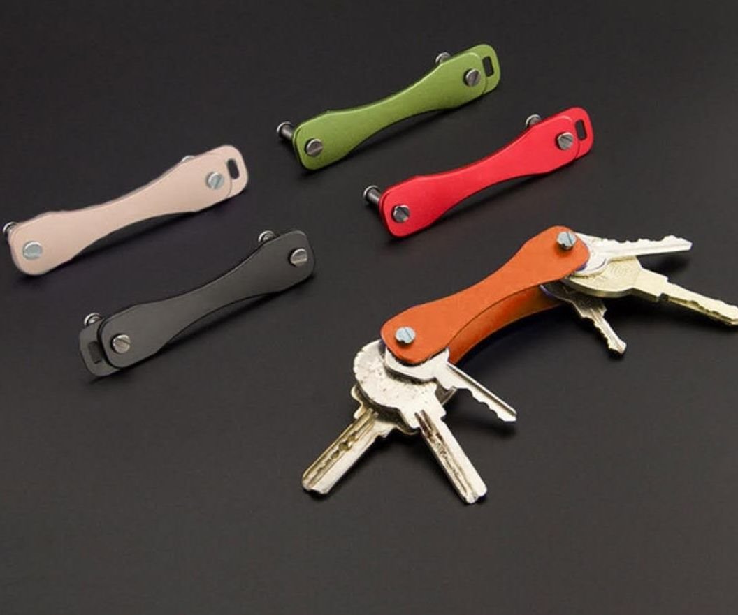 Narukvica protiv komaraca, auto pojas za pse i  mačke