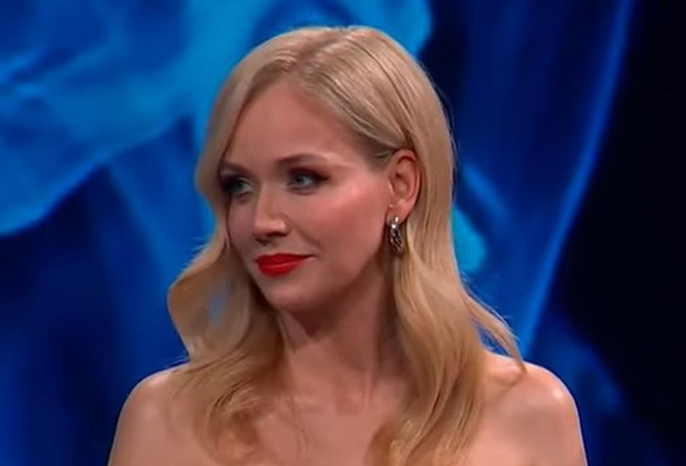 Da li je  Jelena Rozga u vezi sa kuvarom Ivanom Pažaninom