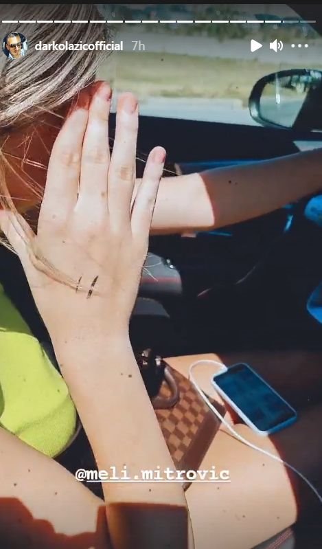 darko lazic mercedes devojka u papucama