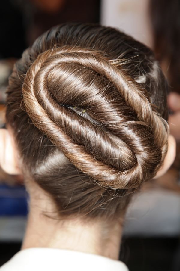 12 frizura za svečane prilike