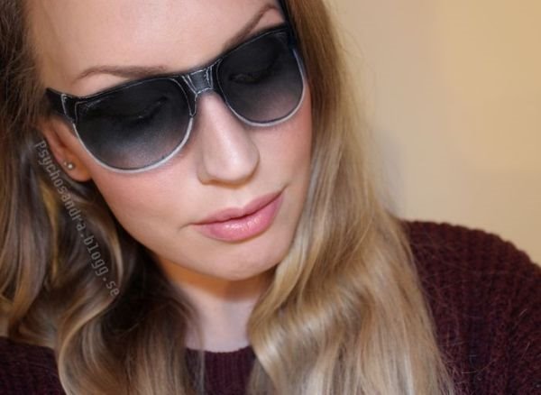 Umetnička dela na očnim kapcima