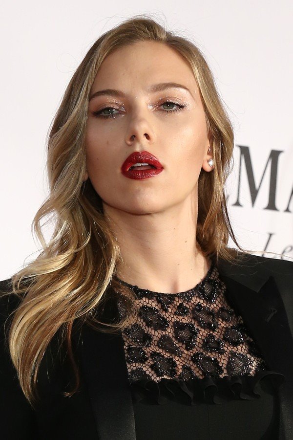 Modni trenutak: klasičan mini Skarlet Johanson