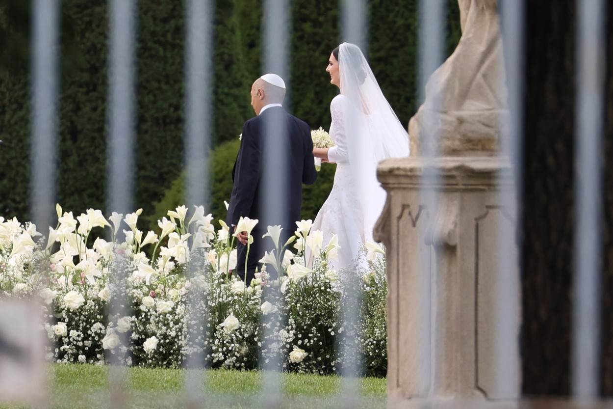 najskuplja svadba haljine 0703103875.jpg