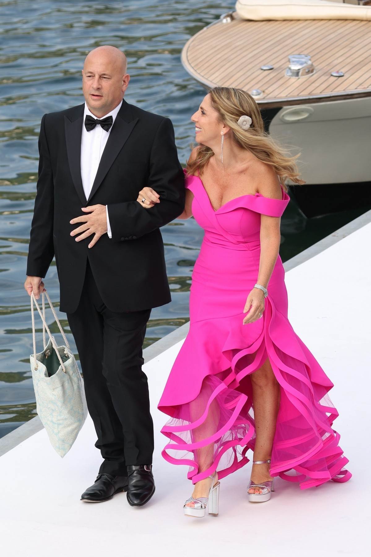 najskuplja svadba haljine 0703104041.jpg