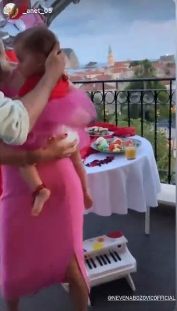 nevena bozovic slavi rodjendan cerki 5.jpg