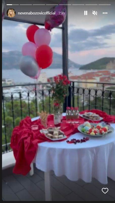 nevena bozovic slavi rodjendan cerki 4.jpg