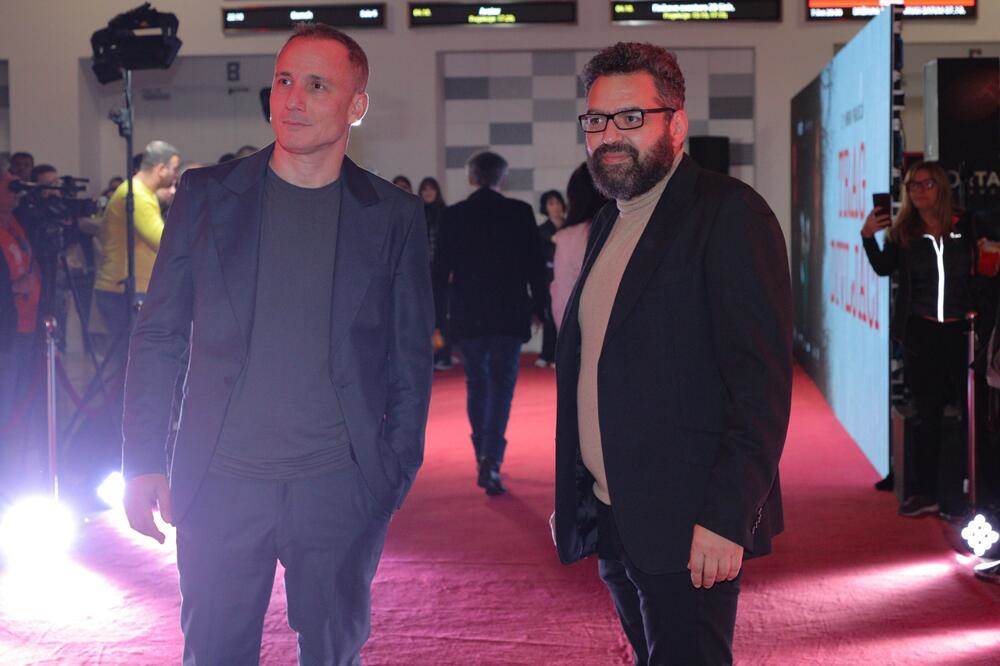 trag divljaci premijera glumci 2.jpg