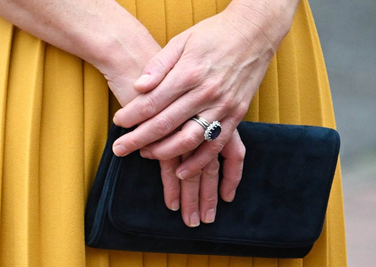 Kejt Midlton skinula crninu