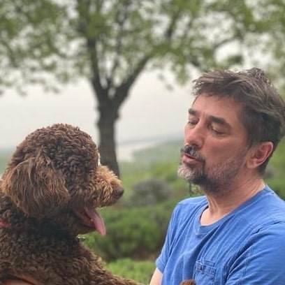 vojin cetkovic sa psom 2.jpg