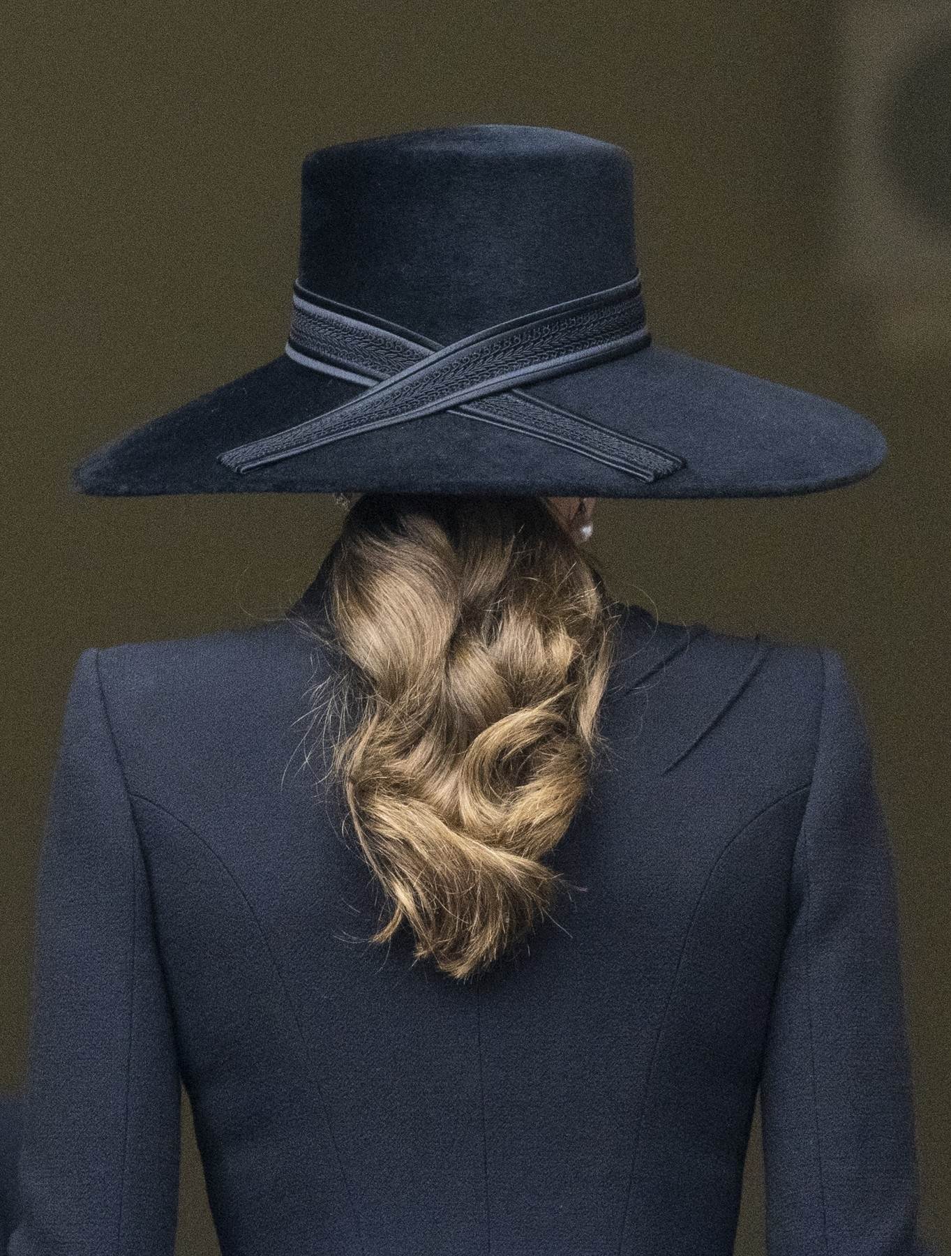 dan primirja kejt midlton 0737431421.jpg