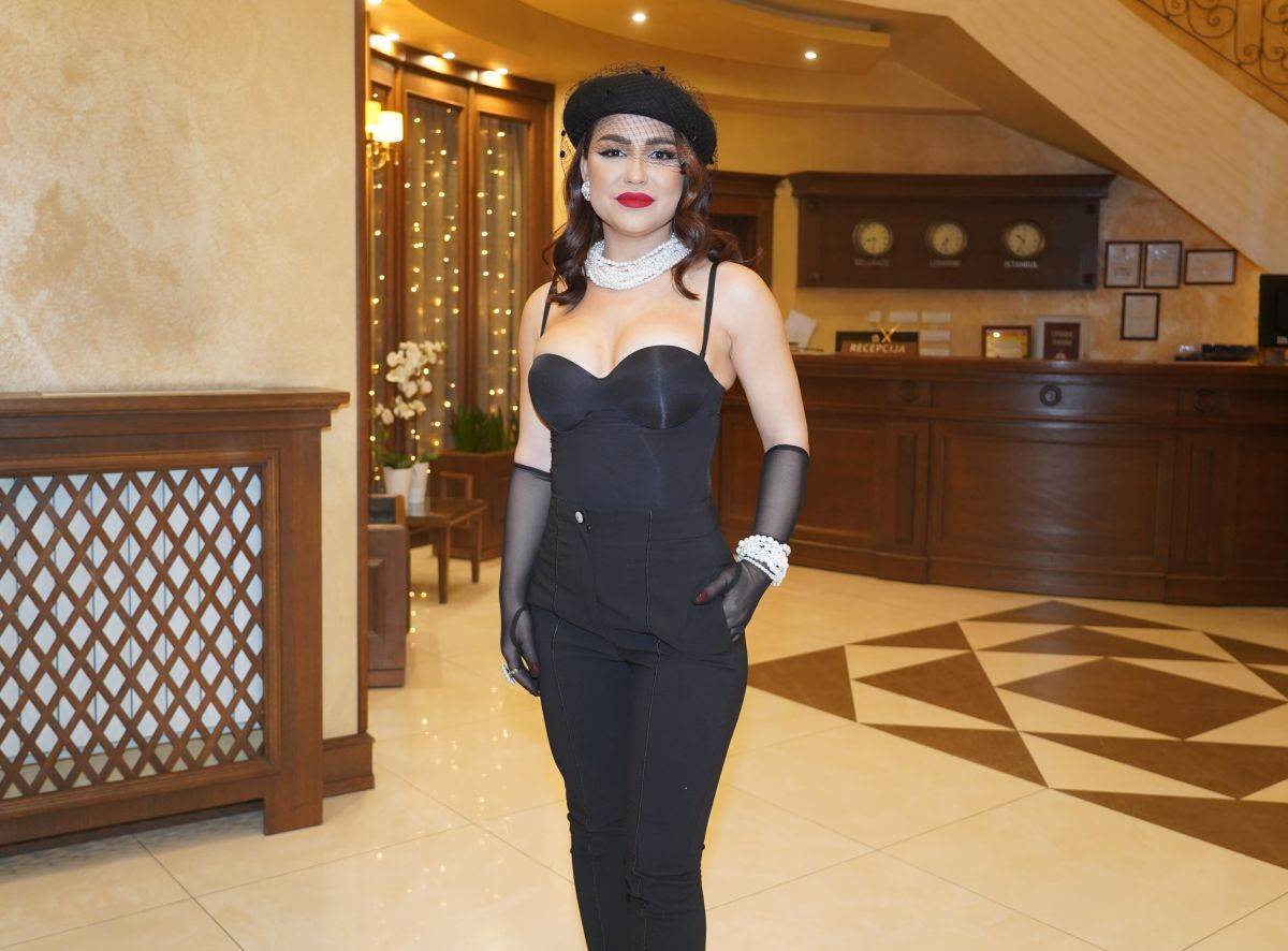 Aleksandra Mladenović teško se nosi sa uvredama