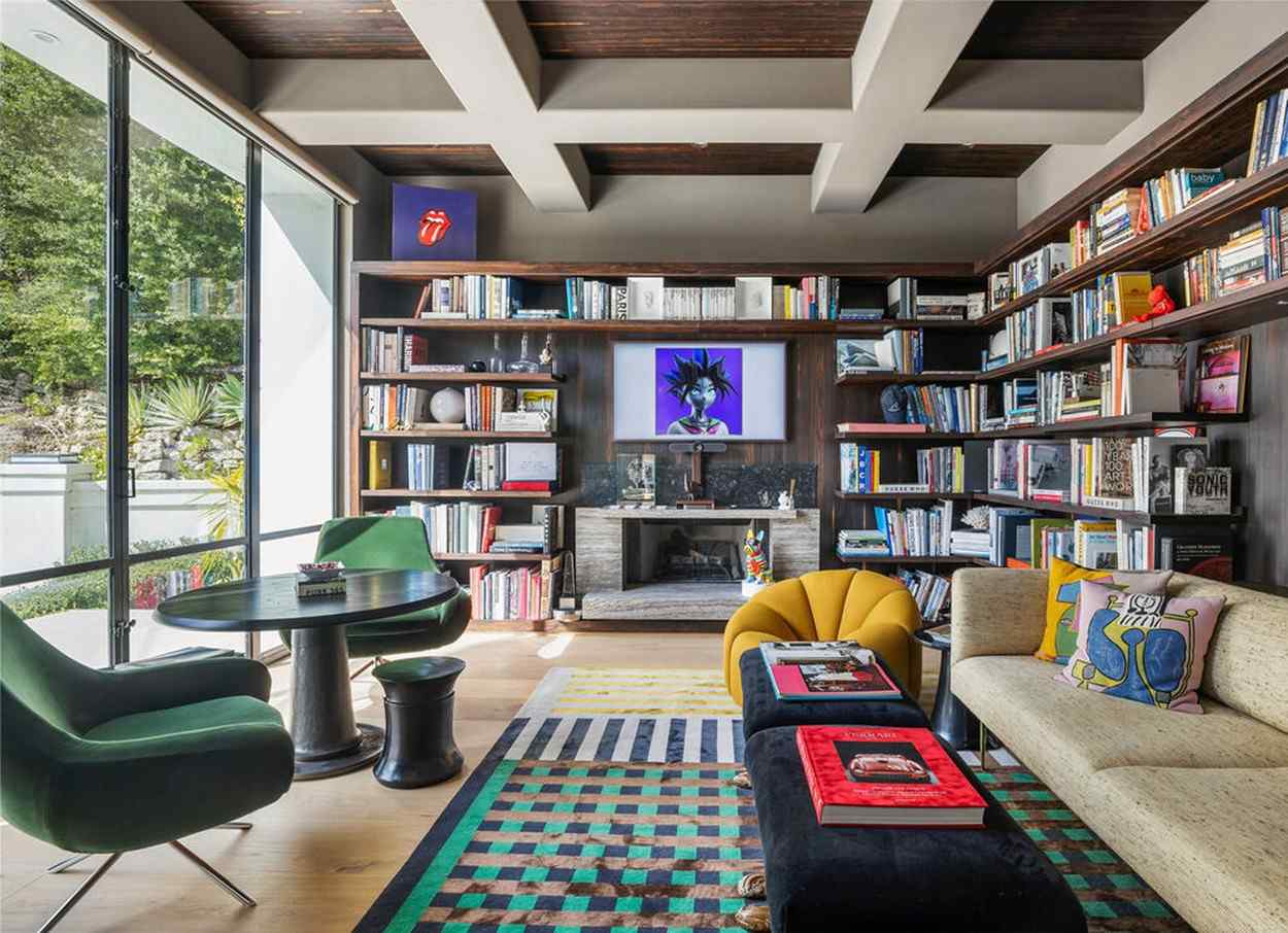 kuca eve longorije 0760700901.jpg