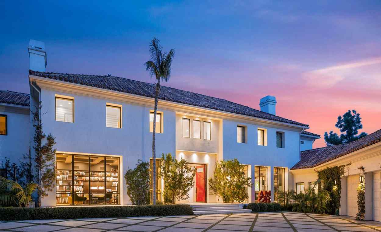 kuca eve longorije 0760700981.jpg