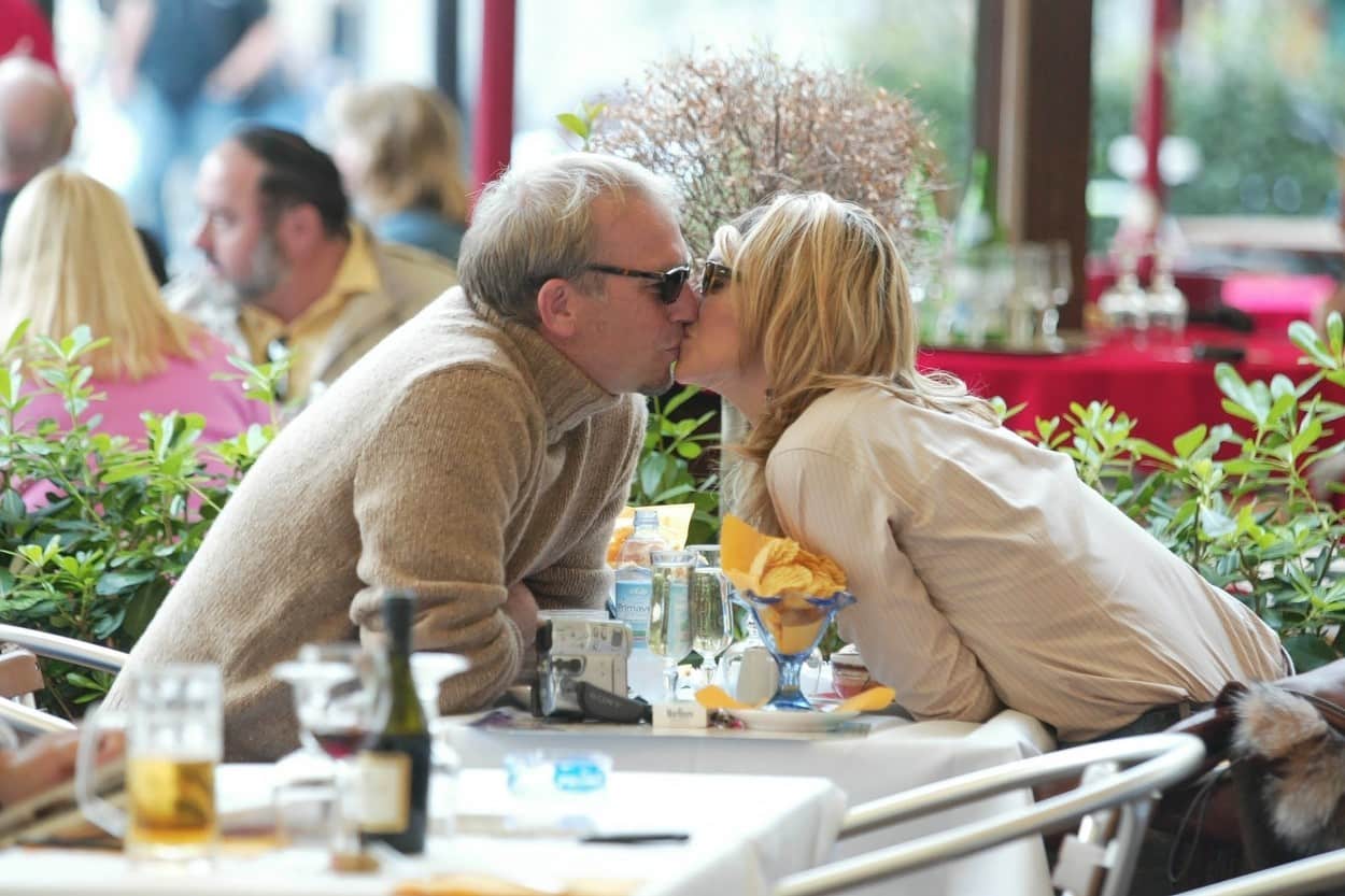 kevin kostner i kristina baumgartner 0773855217-min.jpg