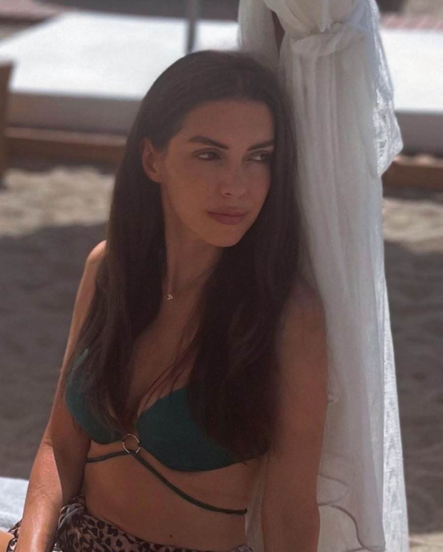 jelena simic u kupacem kostimu 4-min.jpg