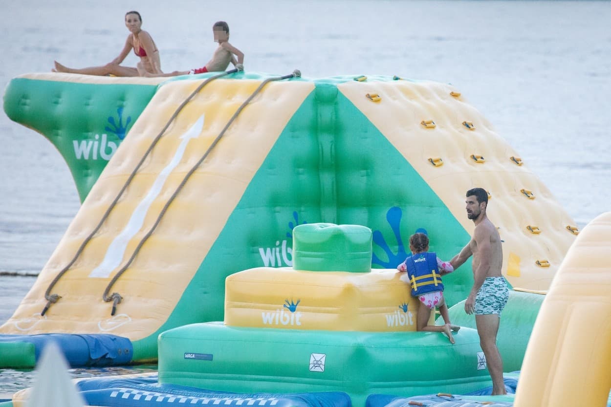 jelena djokovic u kupacem kostimu 0791109647-min.jpg