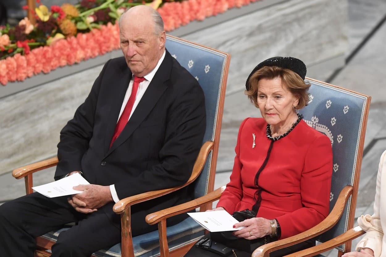 kraljica sonja i princ harald 0487327797-min.jpg