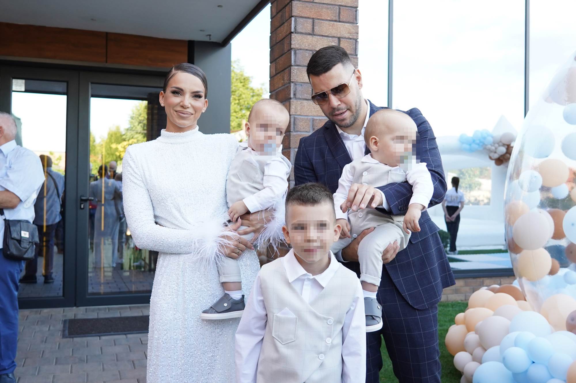 Ivana Pavković i Petar Mitić uzimaju dečiji dodatak