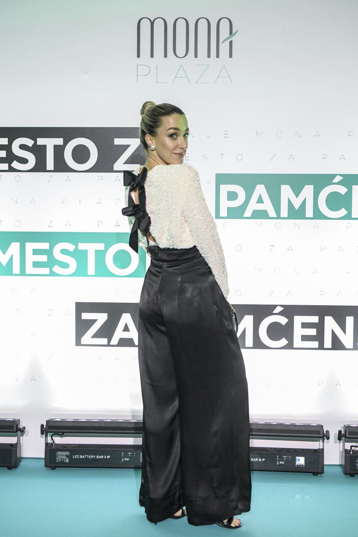 hotel mona plaza 005.jpg